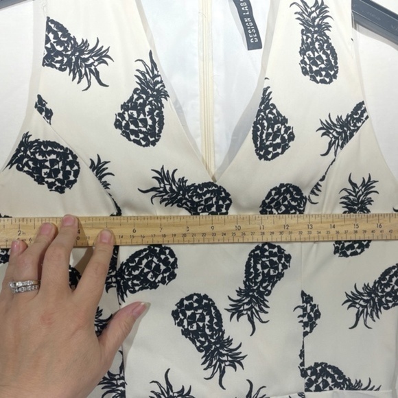 Design Lab by Lord & Taylor Womens Cream and Black Pineapple Print Romper Size M - Picture 7 of 13